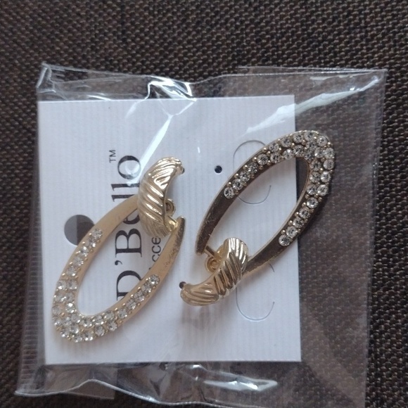 3pc bundle with earrings nwt - Picture 2 of 11